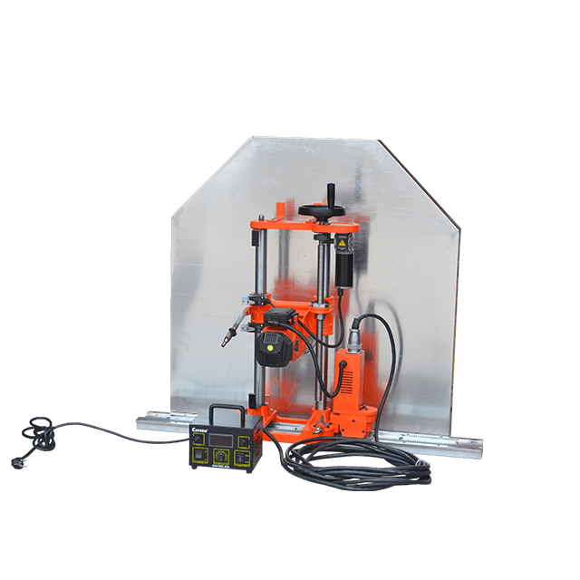 使用墻壁切割機(jī)時(shí)需要注意哪些操作事項(xiàng)？